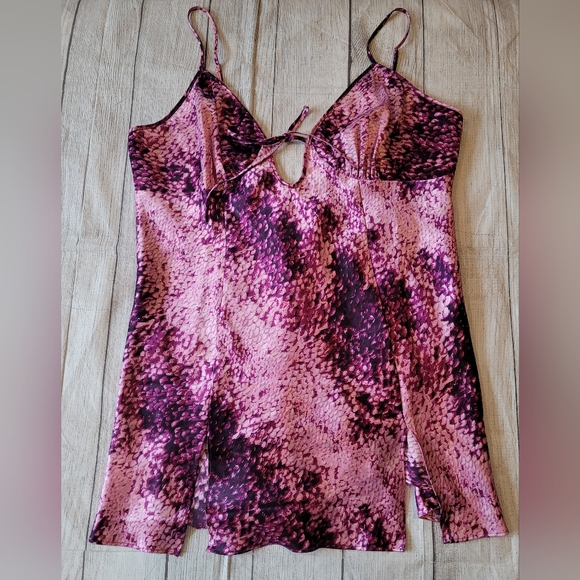 Fredericks of Hollywood •Size 1X• Pink Purple Lingerie Nighty Sexy Chemise
